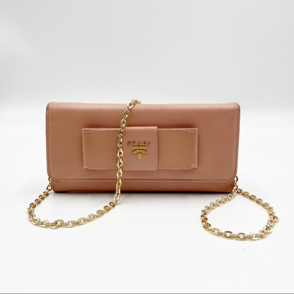 Prada Handbags - SALE 🖤 Prada Saffiano Bow Wallet on Chain
